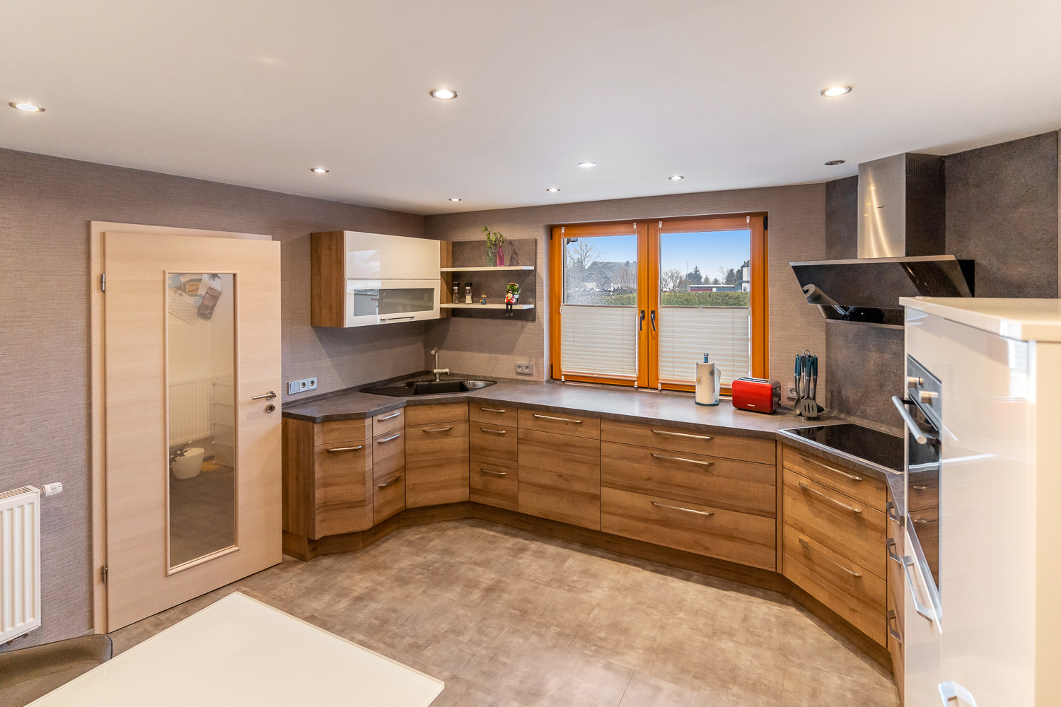 FeWo-Puetzer-Ferienwohnung-Puetzer-Eifelhoehe-Eifel-Naturpark-wandern-Hund-Urlaub-mit-Familie-Hellenthal-Eifelsteig-Ferienhaus-Nationalpark-Wohnung-Airbnb-Fahrrad-Urlaub-Motorradurlaub-Fe